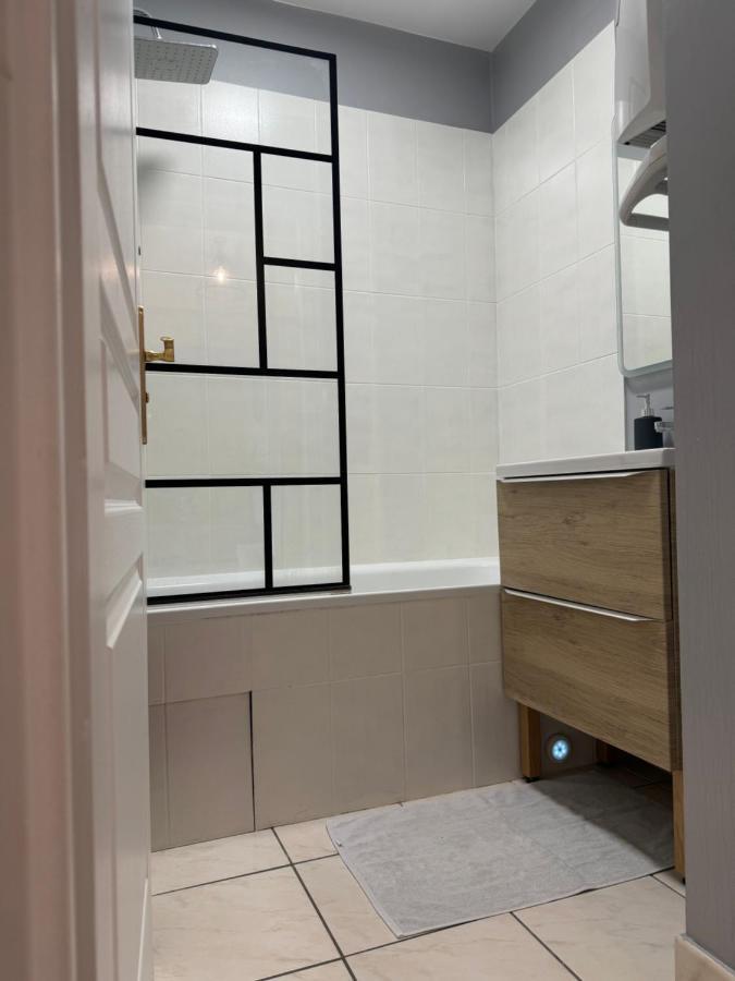 Appartement Centre Avec Balcon Parking Prive Orléans Eksteriør bilde